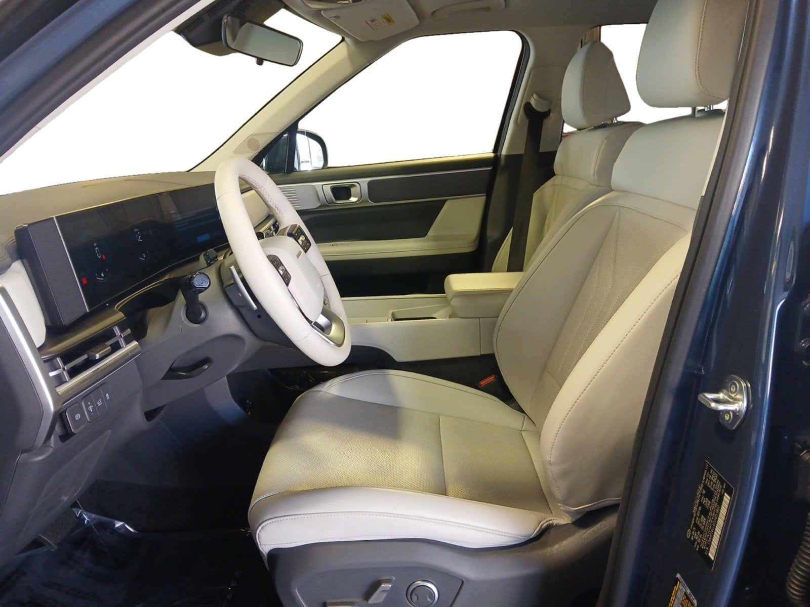 2025 Hyundai SANTA FE HYBRID SEL
