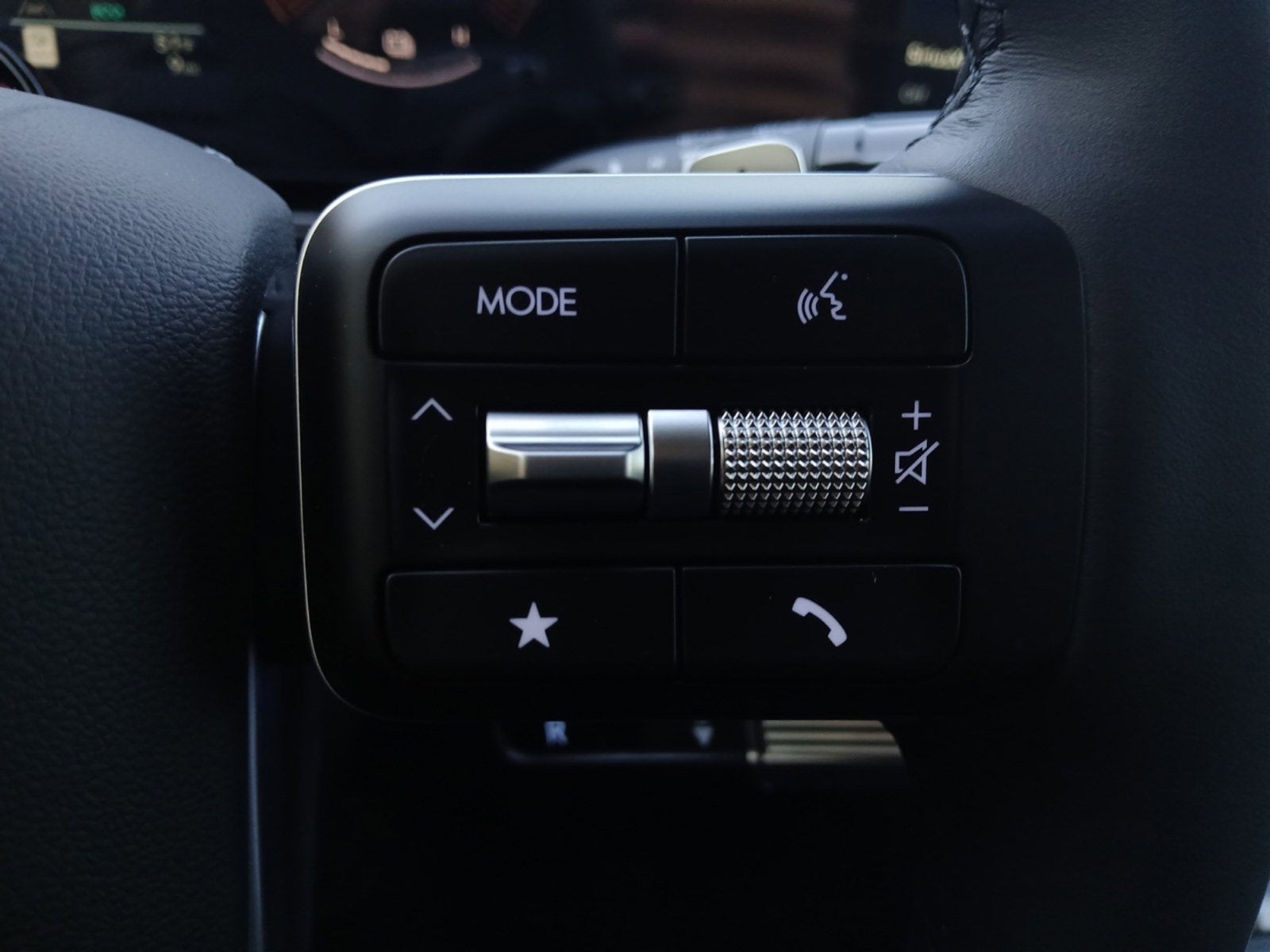 2026 Hyundai SANTA FE HYBRID SEL W/ BLIND SPOT COLLISION WARNING