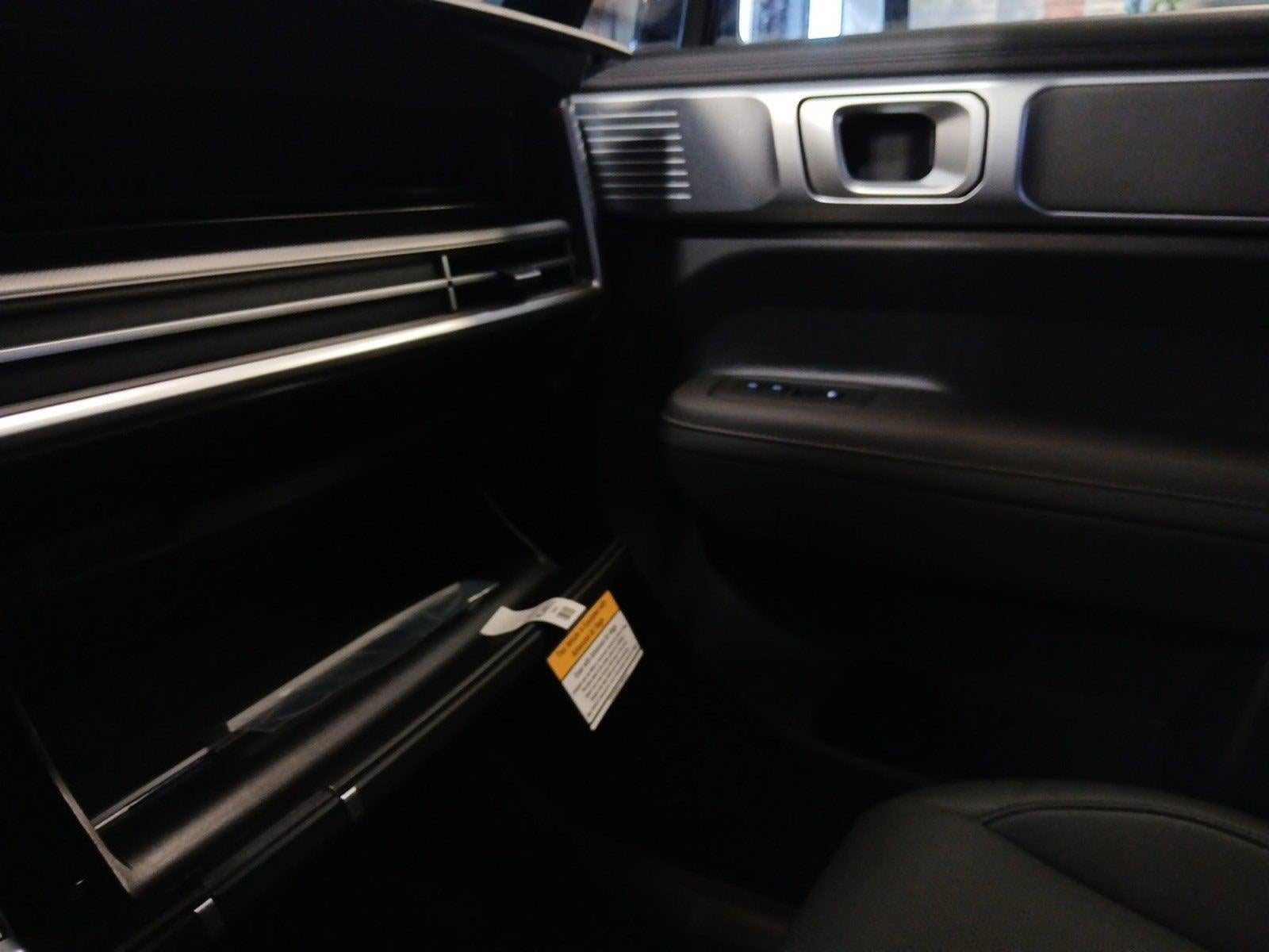 2026 Hyundai SANTA FE HYBRID SEL W/ POWER LIFTGATE & WIRELESS CHARGER