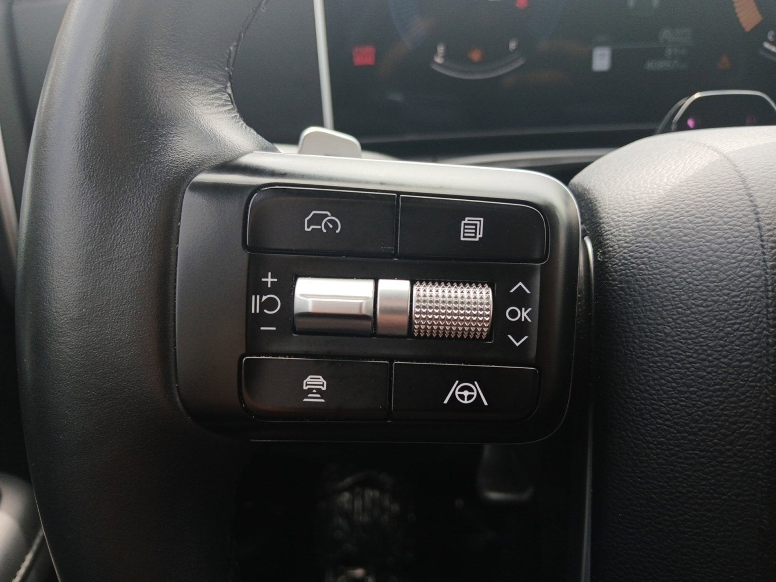 2025 Hyundai SANTA FE SEL W/ WIRELESS APPLE CARPLAY & ANDROID AUTO