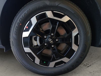 2026 Hyundai SANTA FE SEL 3RD ROW W/ SMART CRUISE CONTROL & 18" ALLOY WHEELS