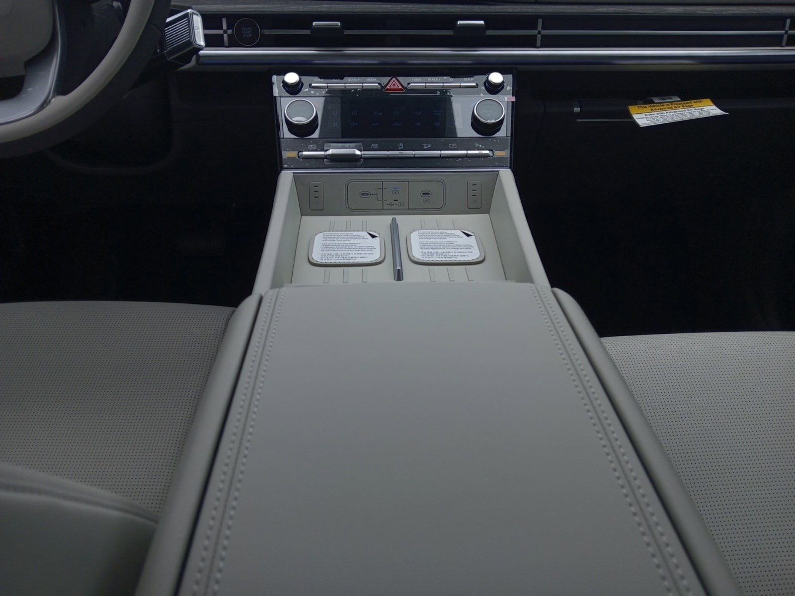 2026 Hyundai SANTA FE Calligraphy 3RD ROW WITH SURROUND VIEW MONITOR