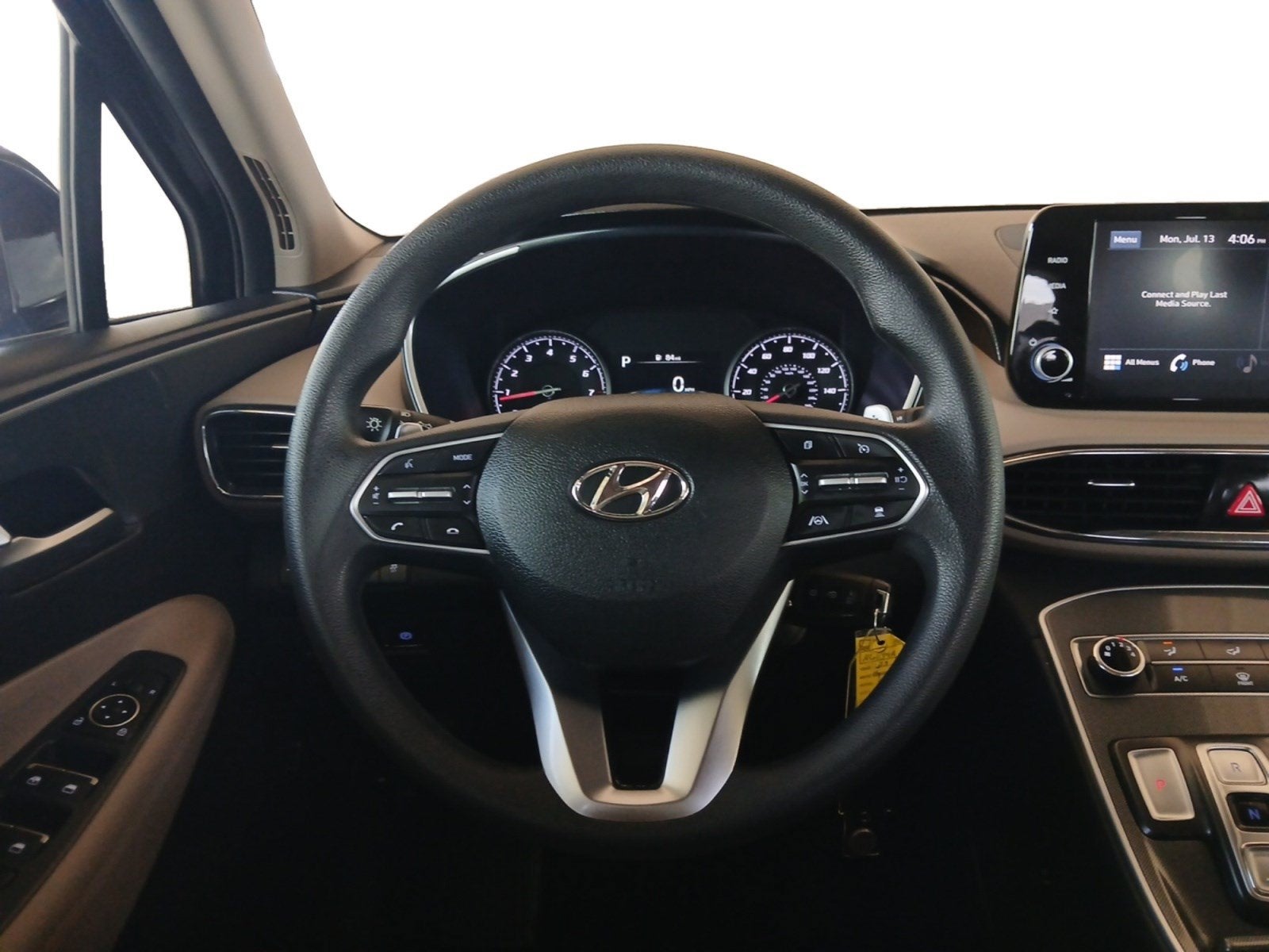 2023 Hyundai SANTA FE SE