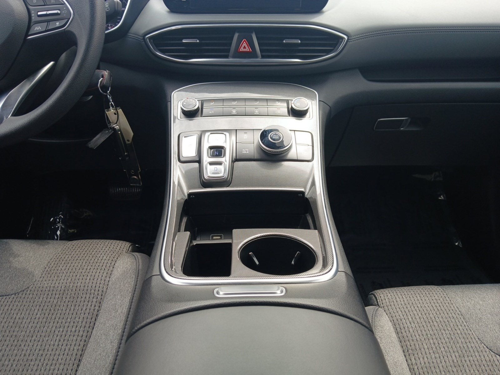 2023 Hyundai SANTA FE SE