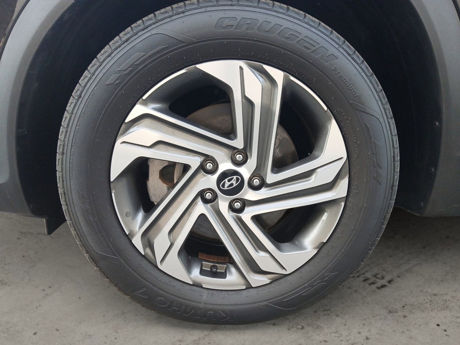 2023 Hyundai SANTA FE SE