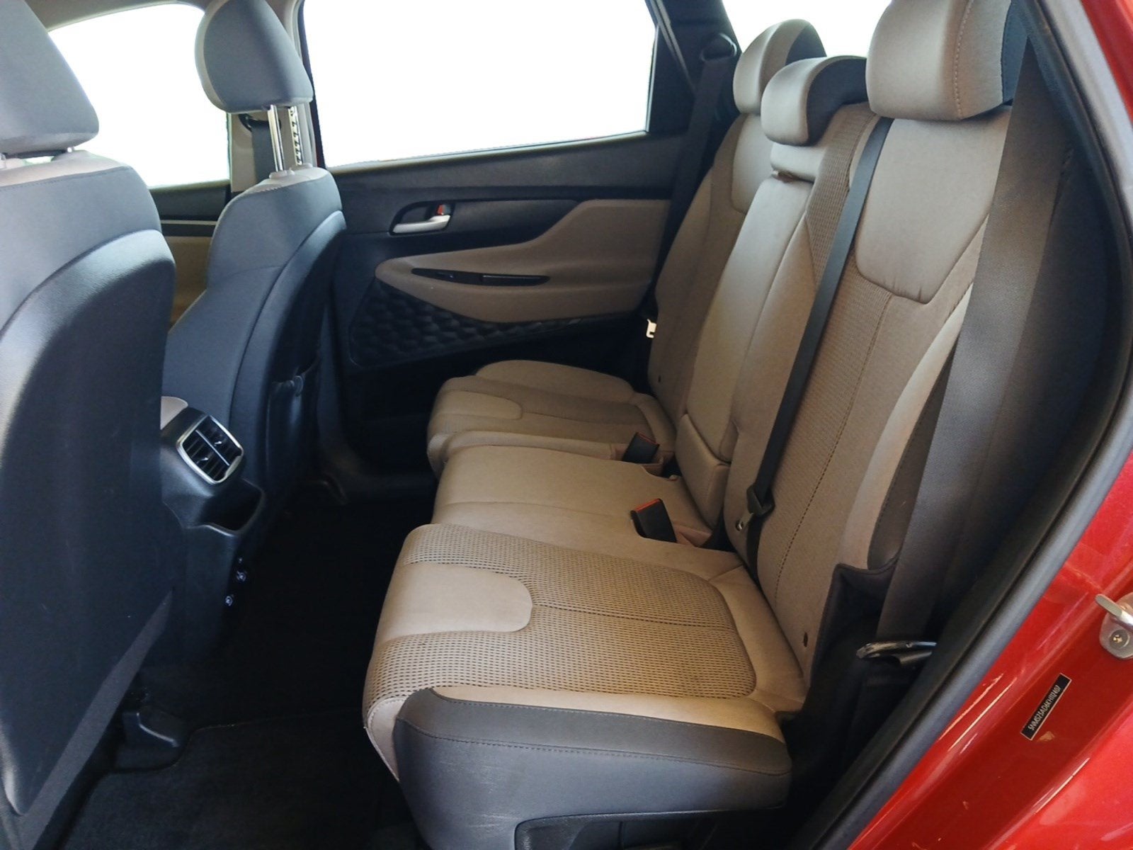 2019 Hyundai SANTA FE SE