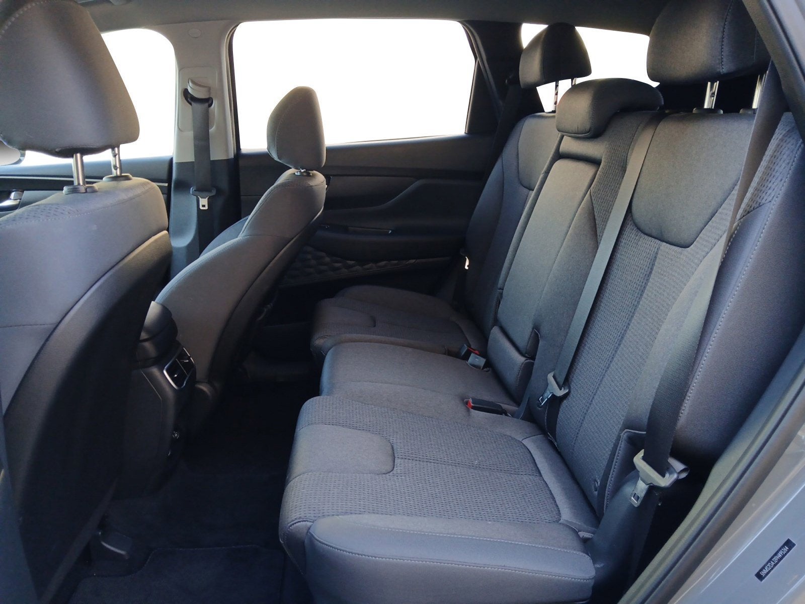 2023 Hyundai SANTA FE SEL W/ HEATED FRONT SEATS & TOW HITCH