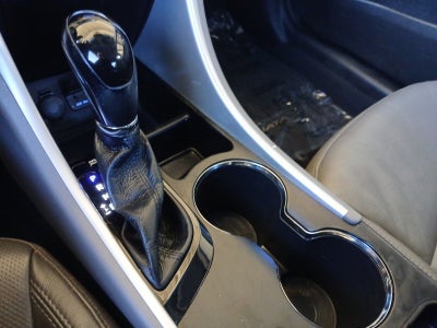 2011 Hyundai SONATA Limited W/ HEATED FRONT SEATS & POWER SUNROOF