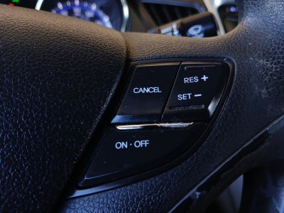 2011 Hyundai SONATA Limited W/ HEATED FRONT SEATS & POWER SUNROOF