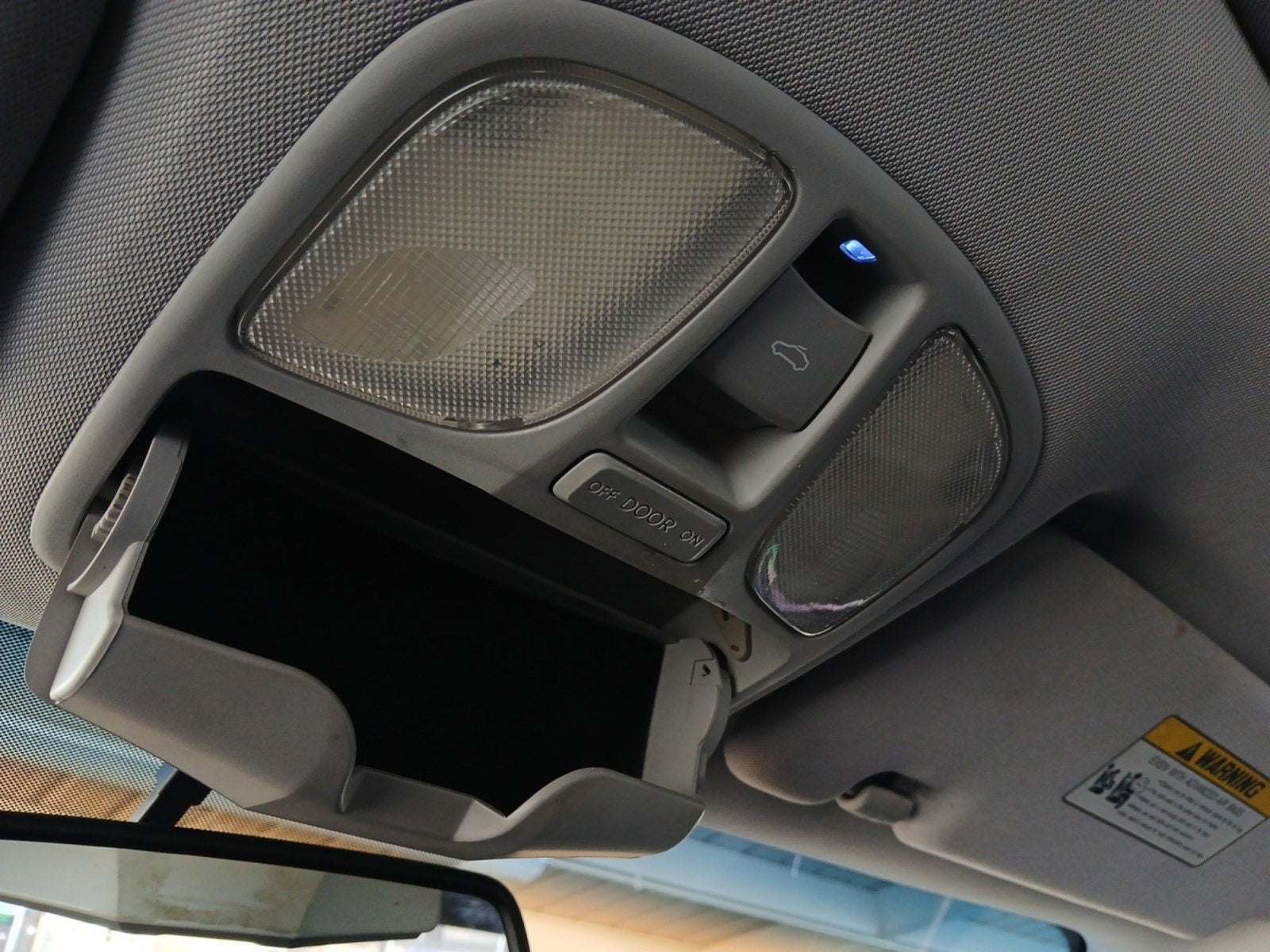 2011 Hyundai SONATA Limited W/ HEATED FRONT SEATS & POWER SUNROOF