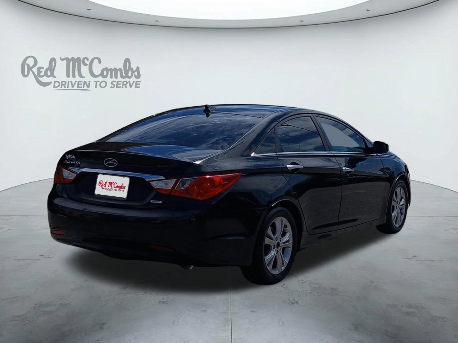 2011 Hyundai SONATA Limited W/ HEATED FRONT SEATS & POWER SUNROOF