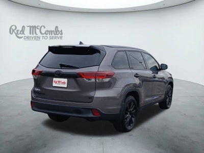 2019 Toyota Highlander SE