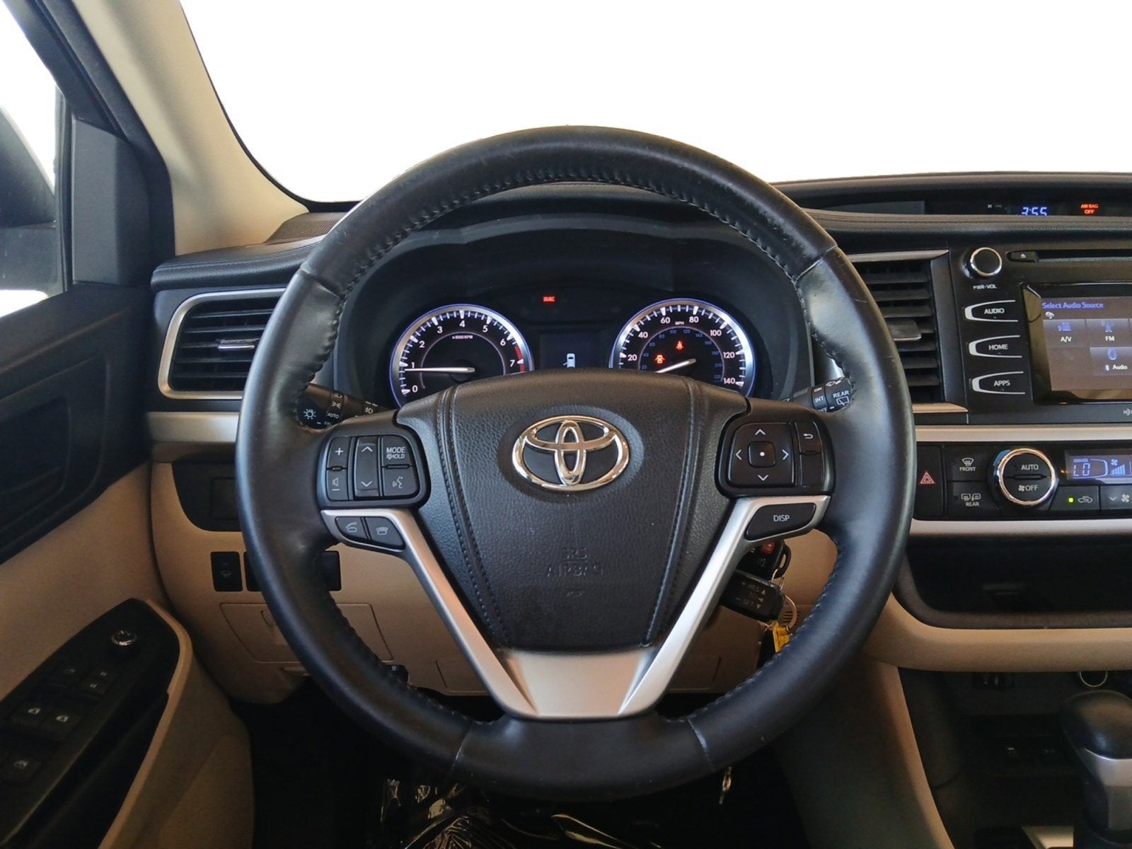 2014 Toyota Highlander LE Plus V6 W/ BACK-UP CAMERA & CRUISE CONTROL