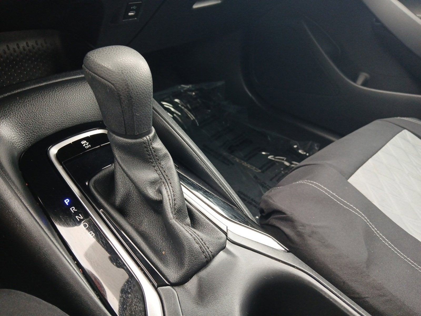 2024 Toyota Corolla LE W/ BACK-UP CAMERA & ADAPTIVE CRUISE CONTROL