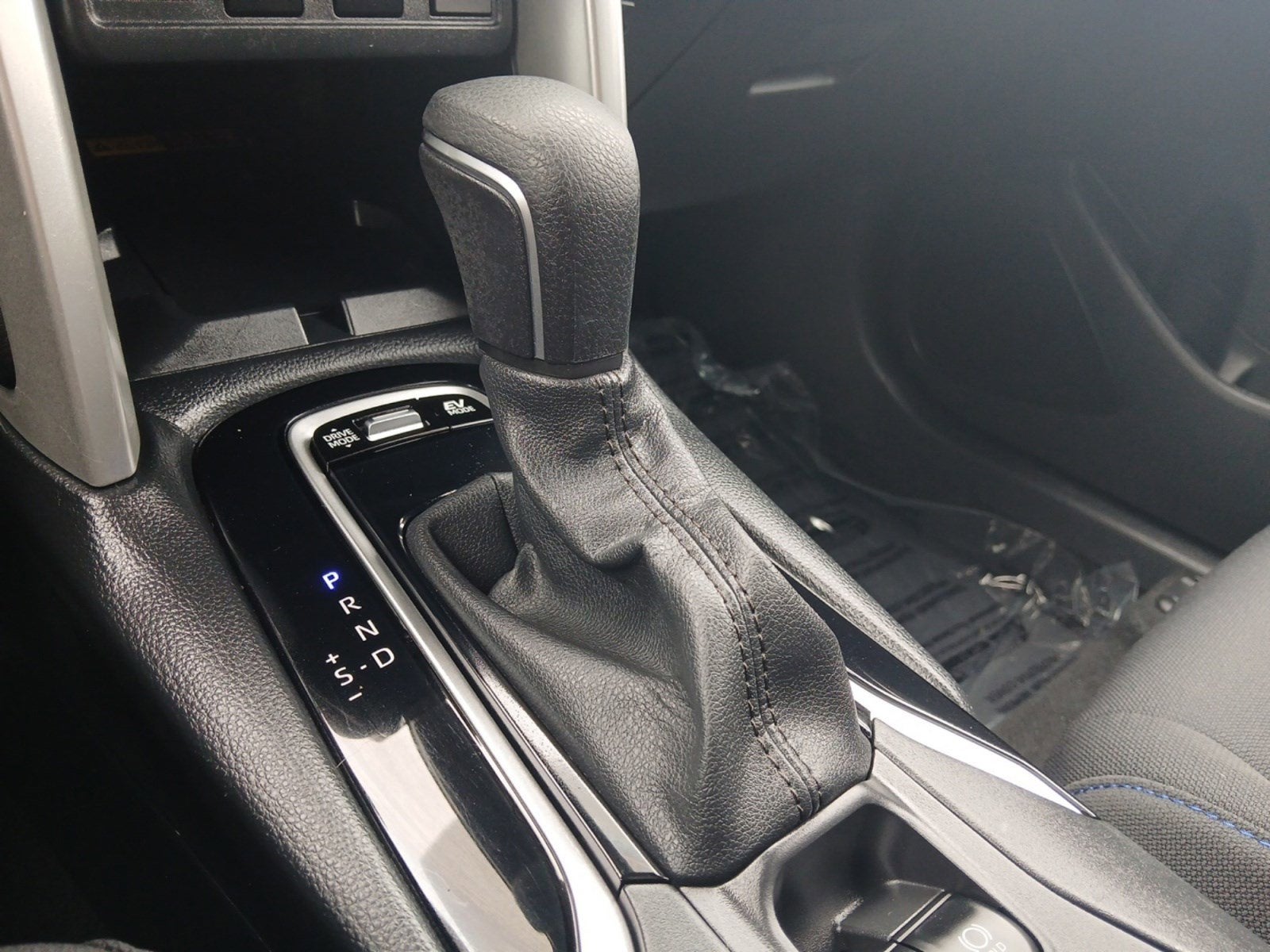 2024 Toyota Corolla Cross Hybrid SE W/ BACK-UP CAMERA & LANE TRACING ASSIST