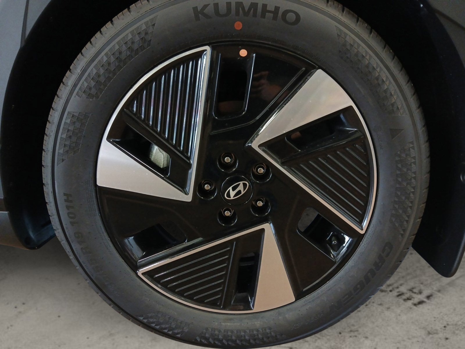 2026 Hyundai IONIQ 5 SE