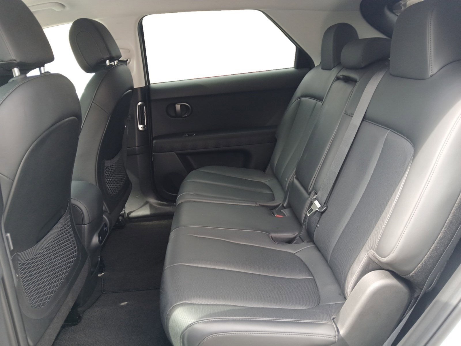 2025 Hyundai IONIQ 5 SEL W/ SMART CRUISE CONTROL & WIRELESS CHARGER