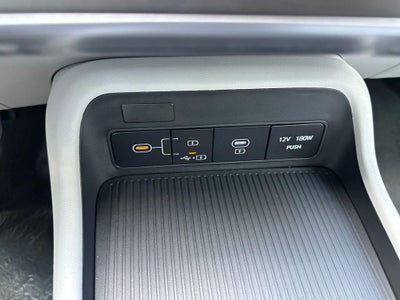 2027 Hyundai KONA SE