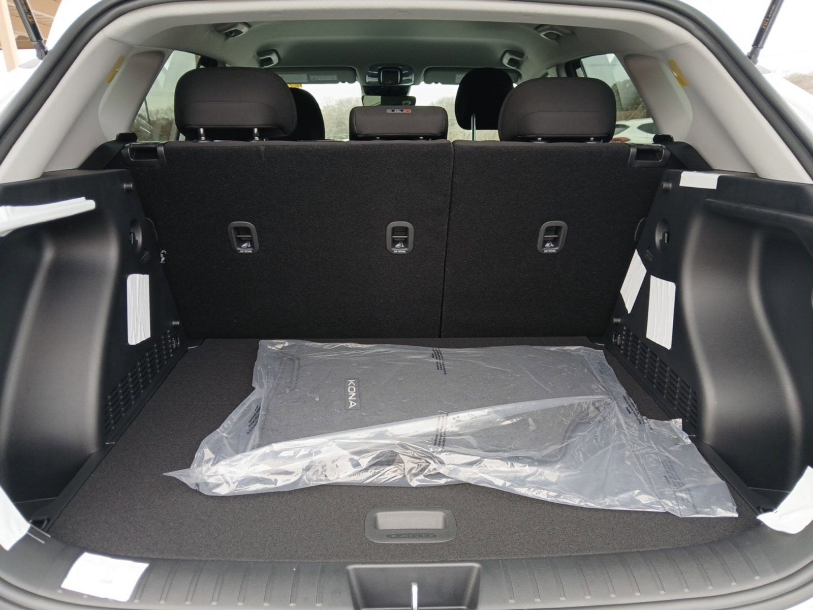 2026 Hyundai KONA SE