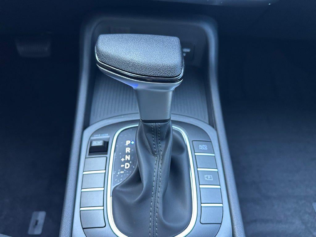 2027 Hyundai KONA SE
