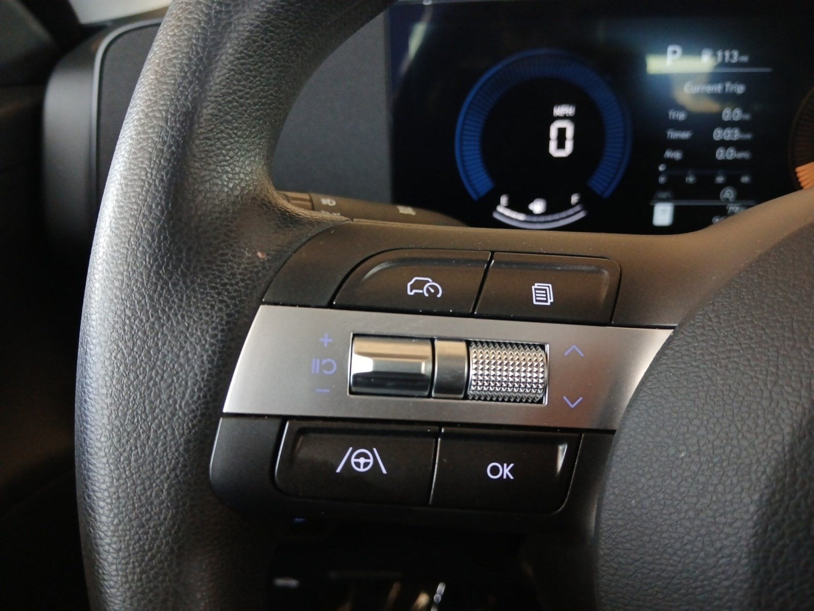 2025 Hyundai KONA SE