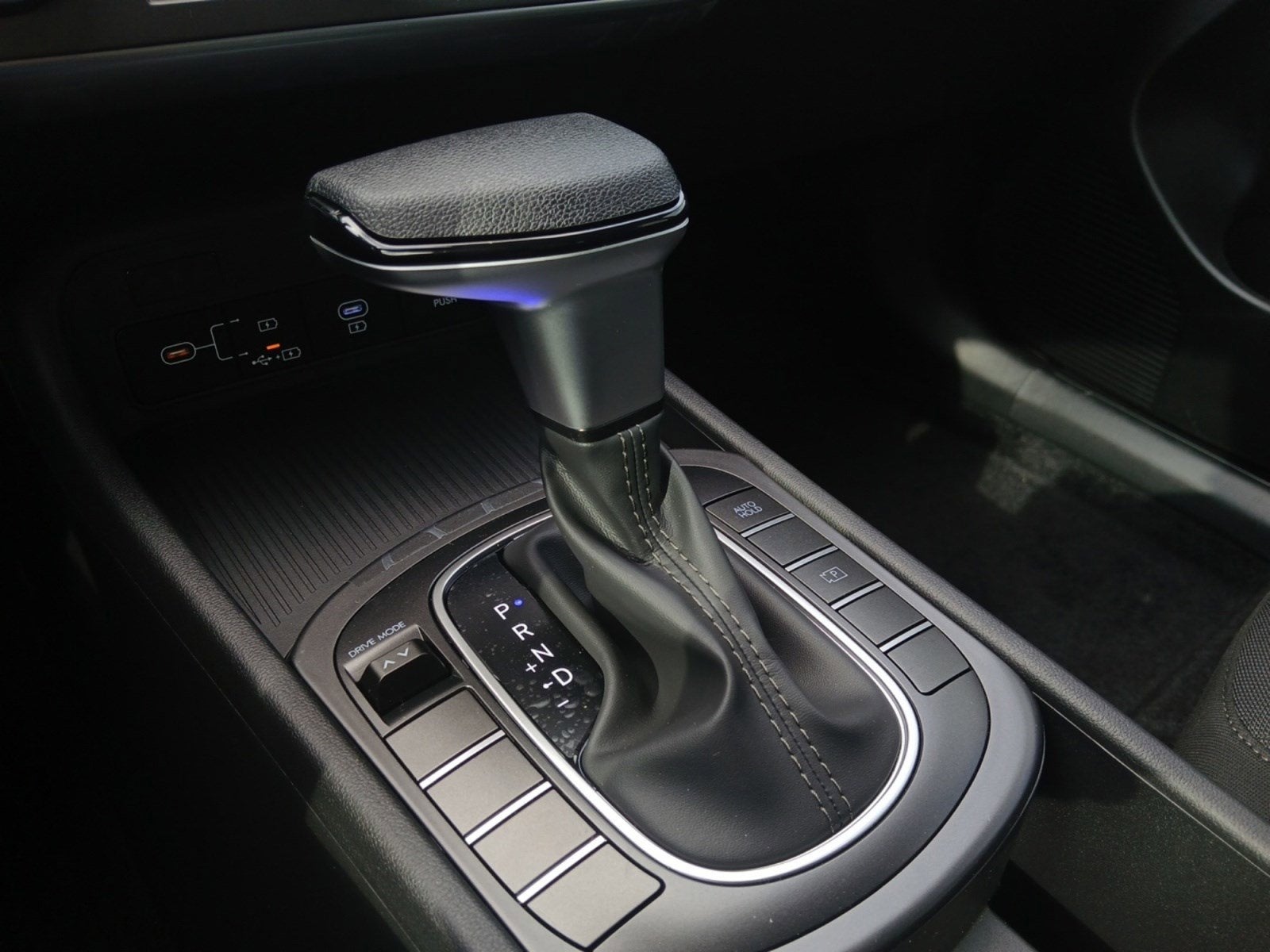 2026 Hyundai KONA SE W/ WIRELESS APPLE CARPLAY & ANDROID AUTO