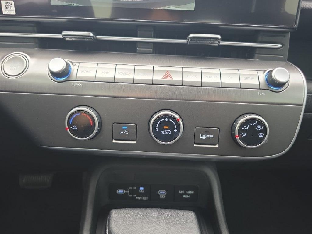 2027 Hyundai KONA SE