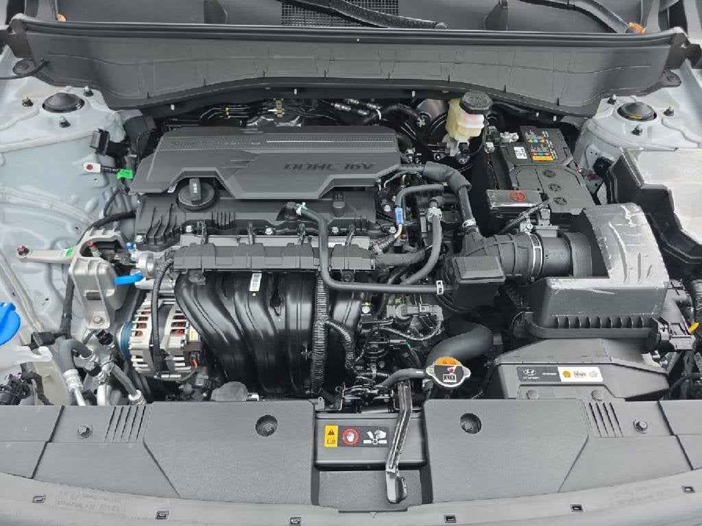 2027 Hyundai KONA SE