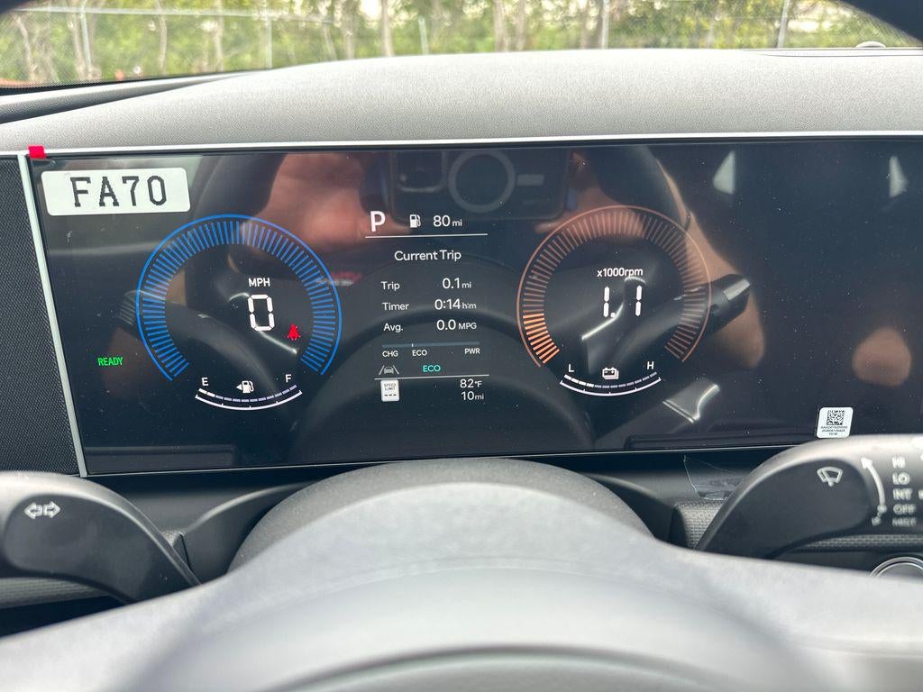2026 Hyundai TUCSON HYBRID SE