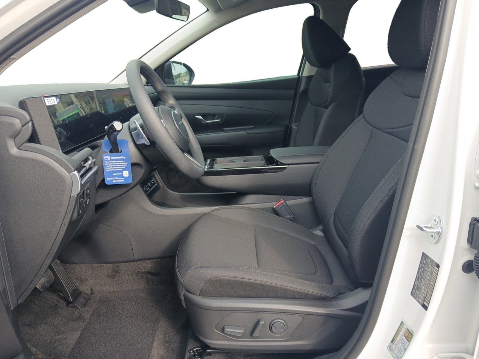 2026 Hyundai TUCSON HYBRID SEL