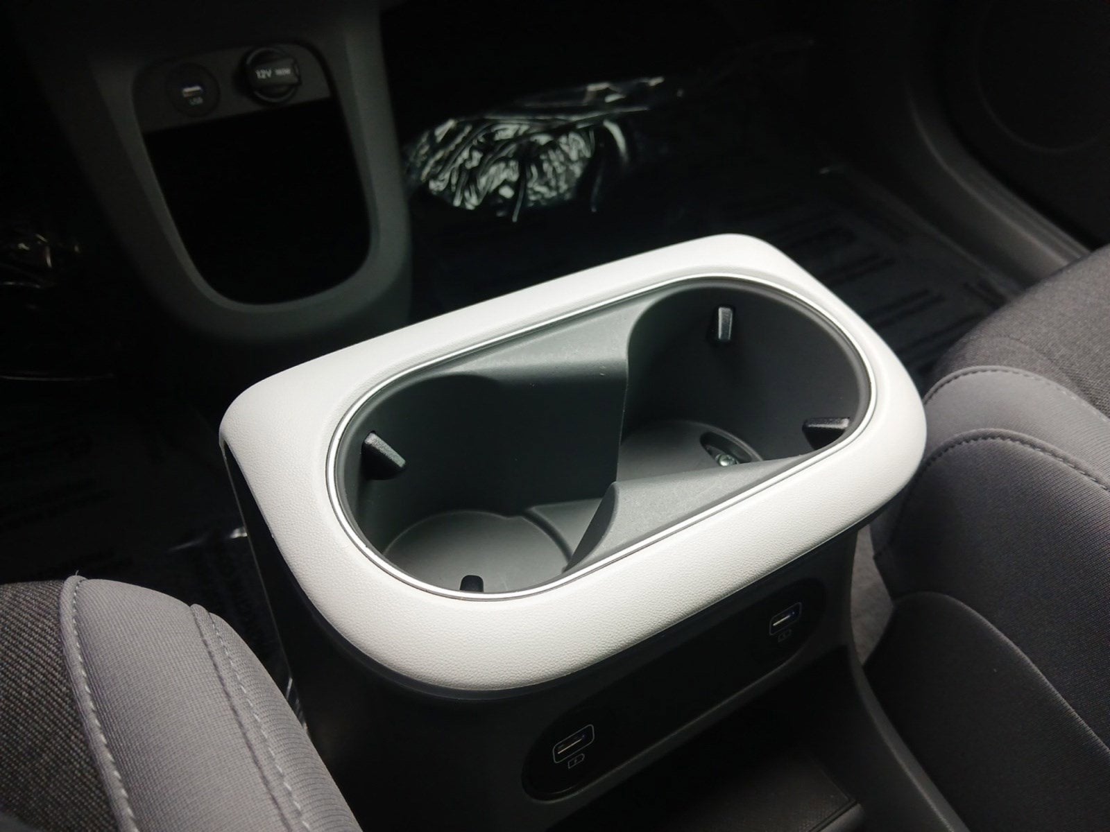 2024 Hyundai IONIQ 5 SE Standard Range