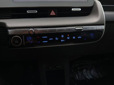 2024 Hyundai IONIQ 5 SE