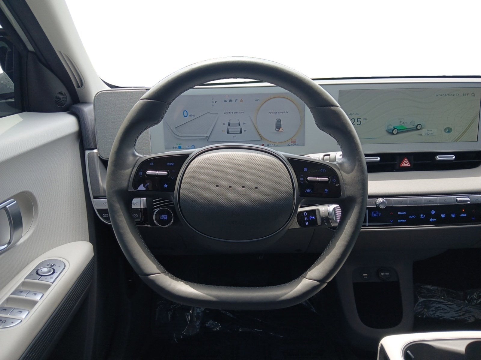 2024 Hyundai IONIQ 5 SEL W/ LANE KEEPING & FOLLOWING ASSIST