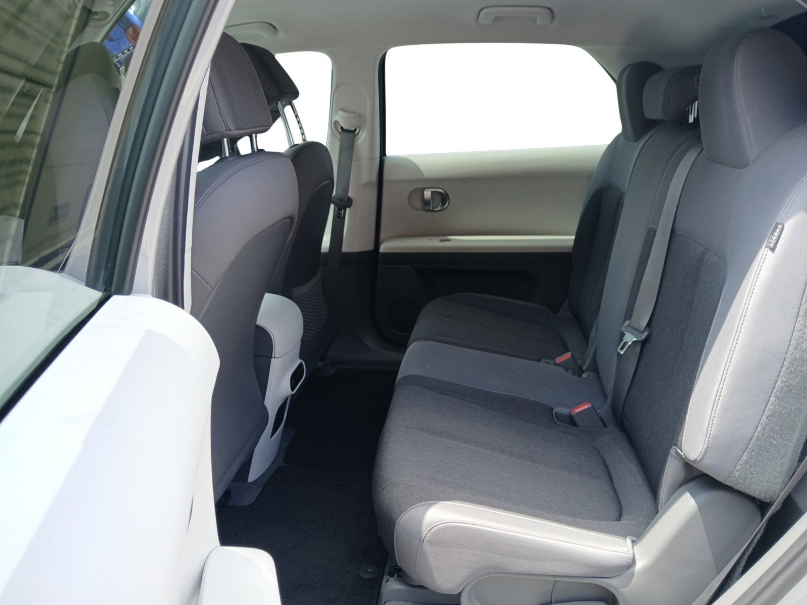 2024 Hyundai IONIQ 5 SEL W/ LANE KEEPING & FOLLOWING ASSIST