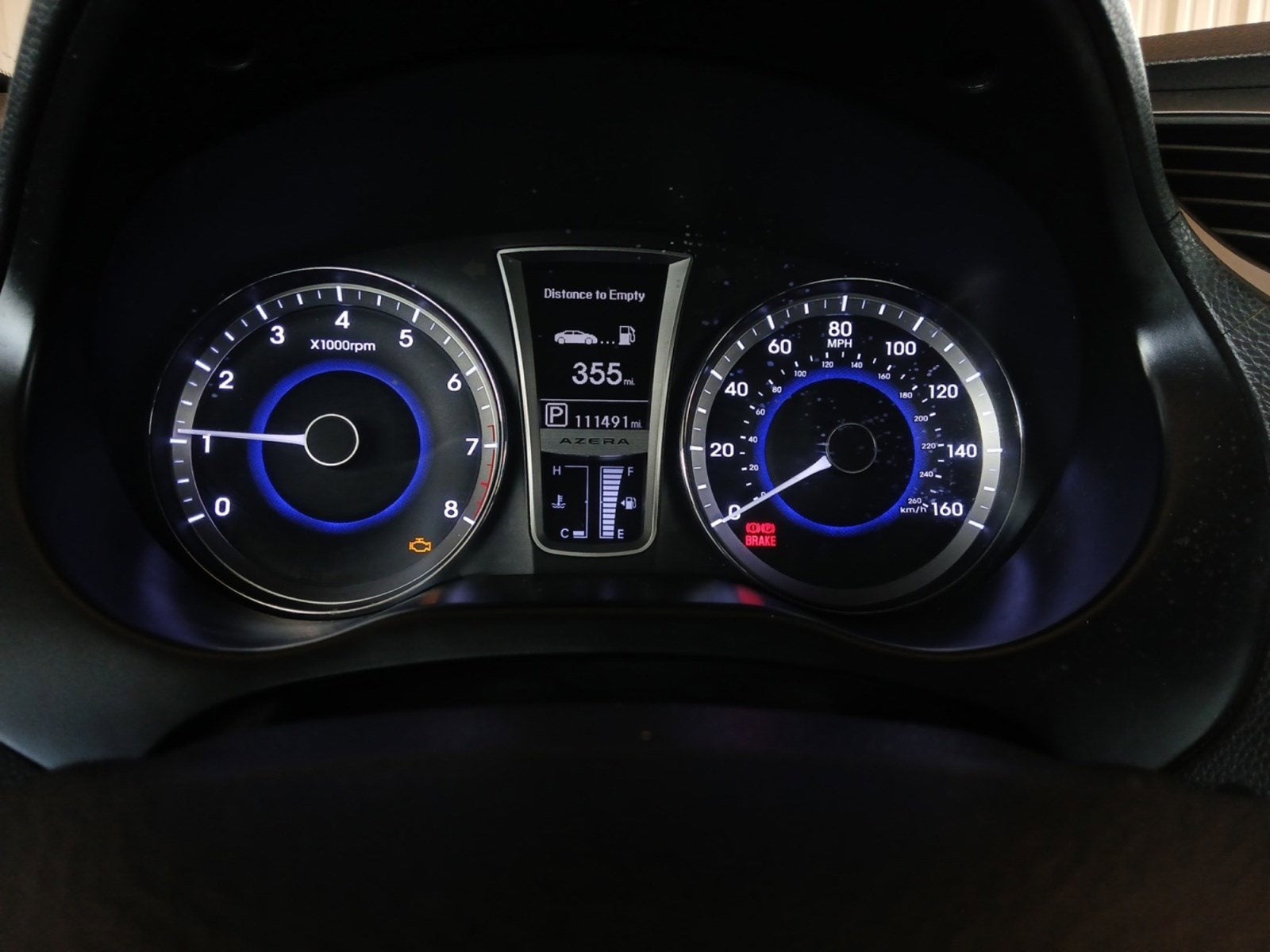 2012 Hyundai AZERA Base W/ BACK UP CAMERA & NAVIGATION