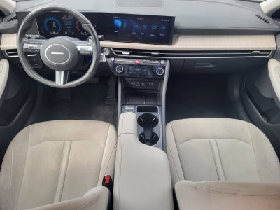 2025 Hyundai SONATA HYBRID SEL W/ SMART CRUISE CONTROL