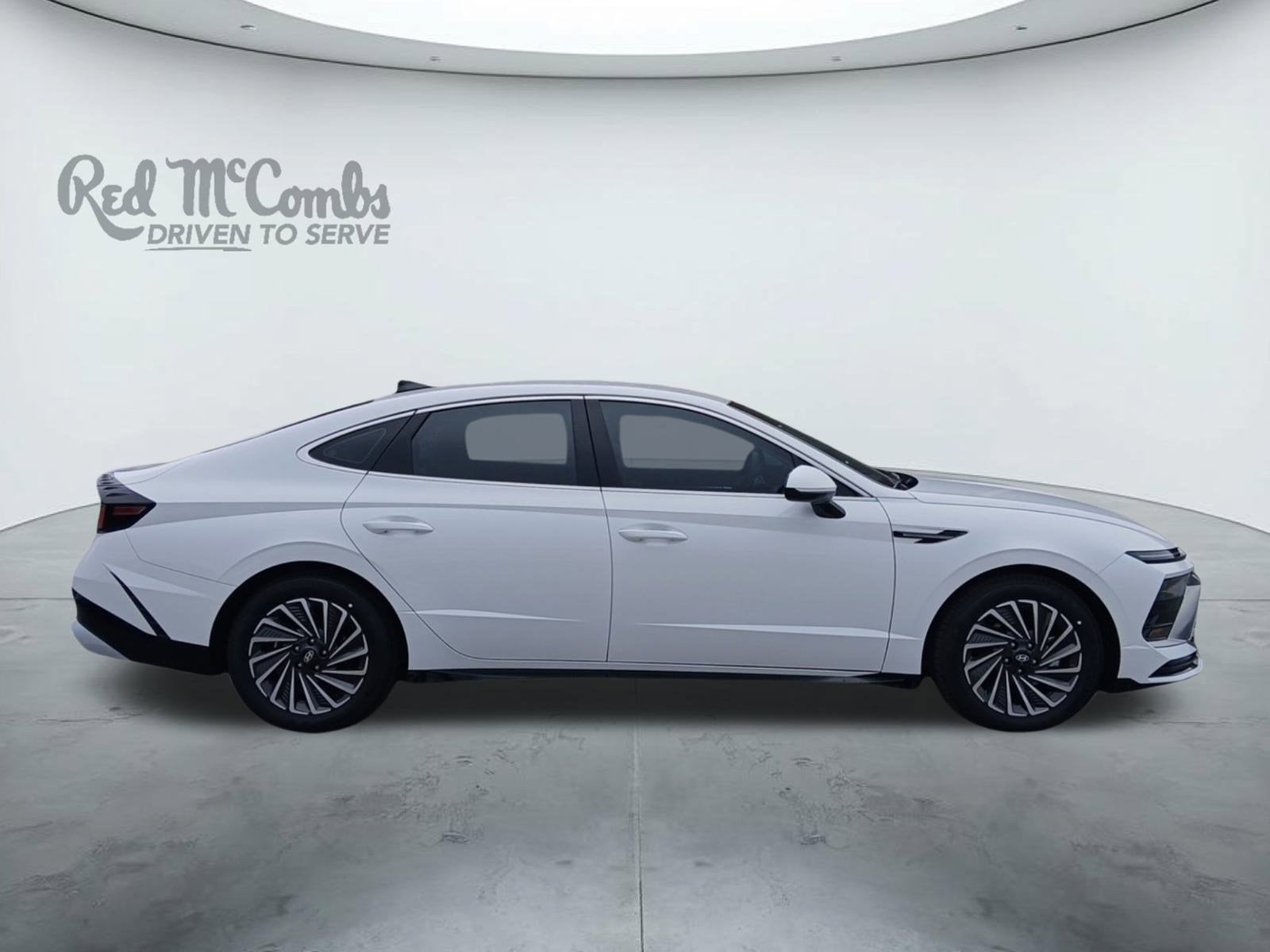 2025 Hyundai SONATA HYBRID SEL