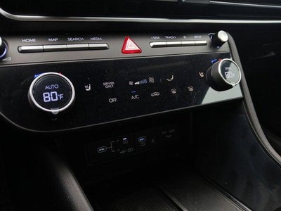 2025 Hyundai SONATA HYBRID SEL