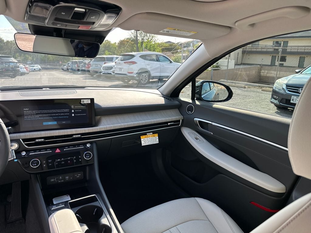 2026 Hyundai SONATA HYBRID Limited