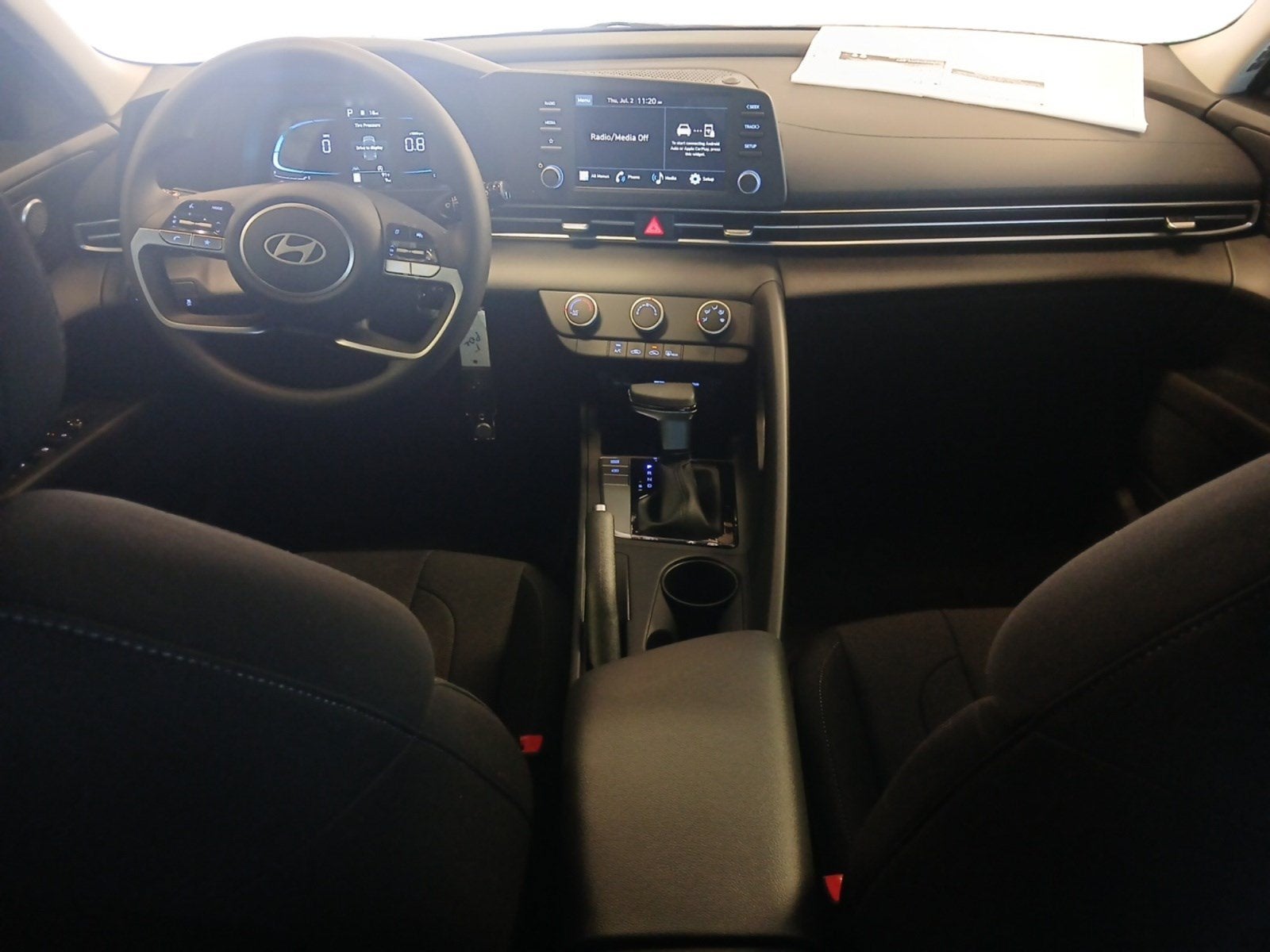 2026 Hyundai ELANTRA SE