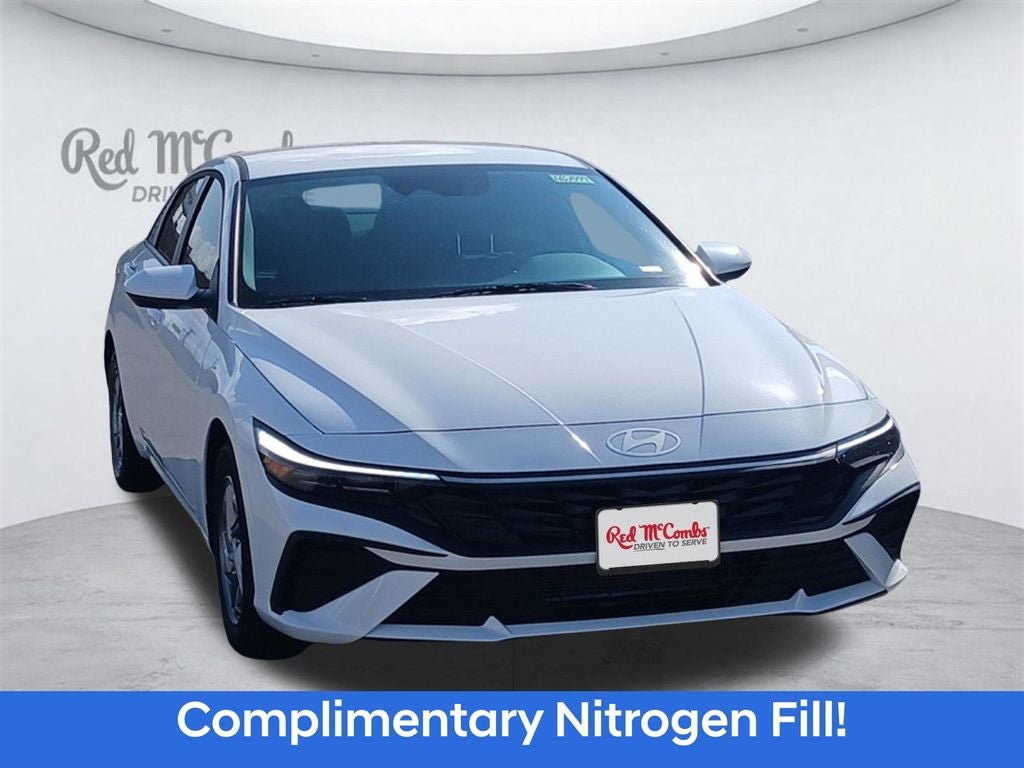 2026 Hyundai ELANTRA SE