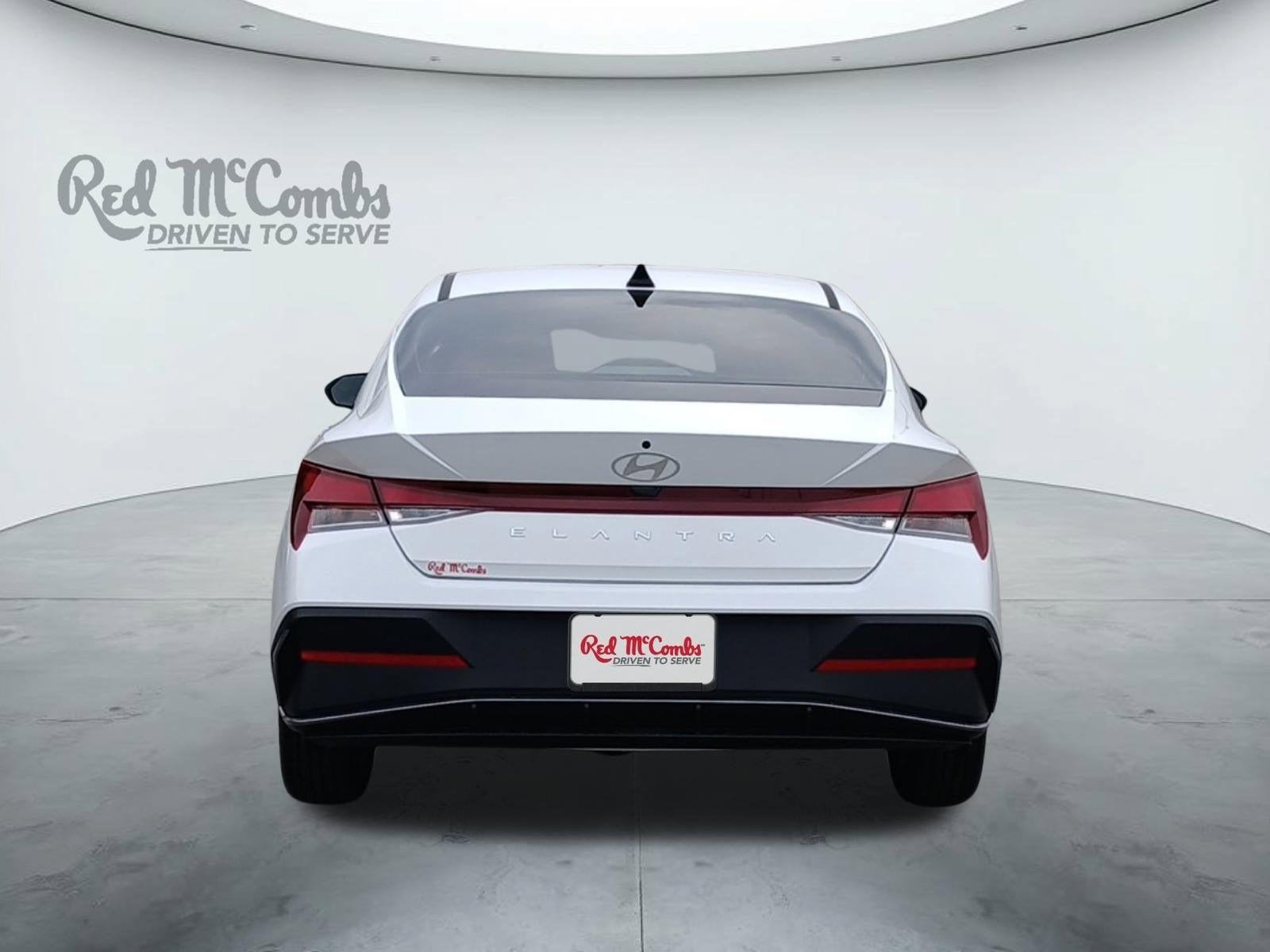 2026 Hyundai ELANTRA SE