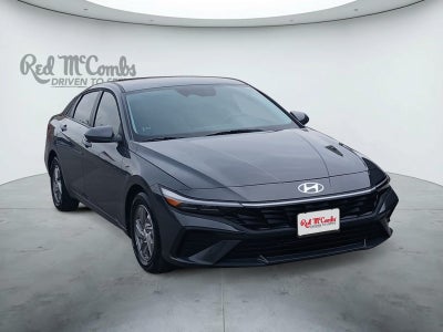 2025 Hyundai ELANTRA SE