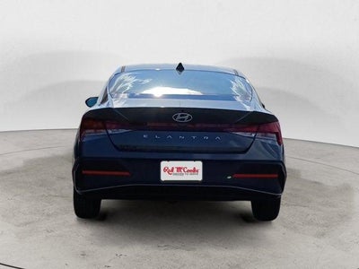 2025 Hyundai ELANTRA SE