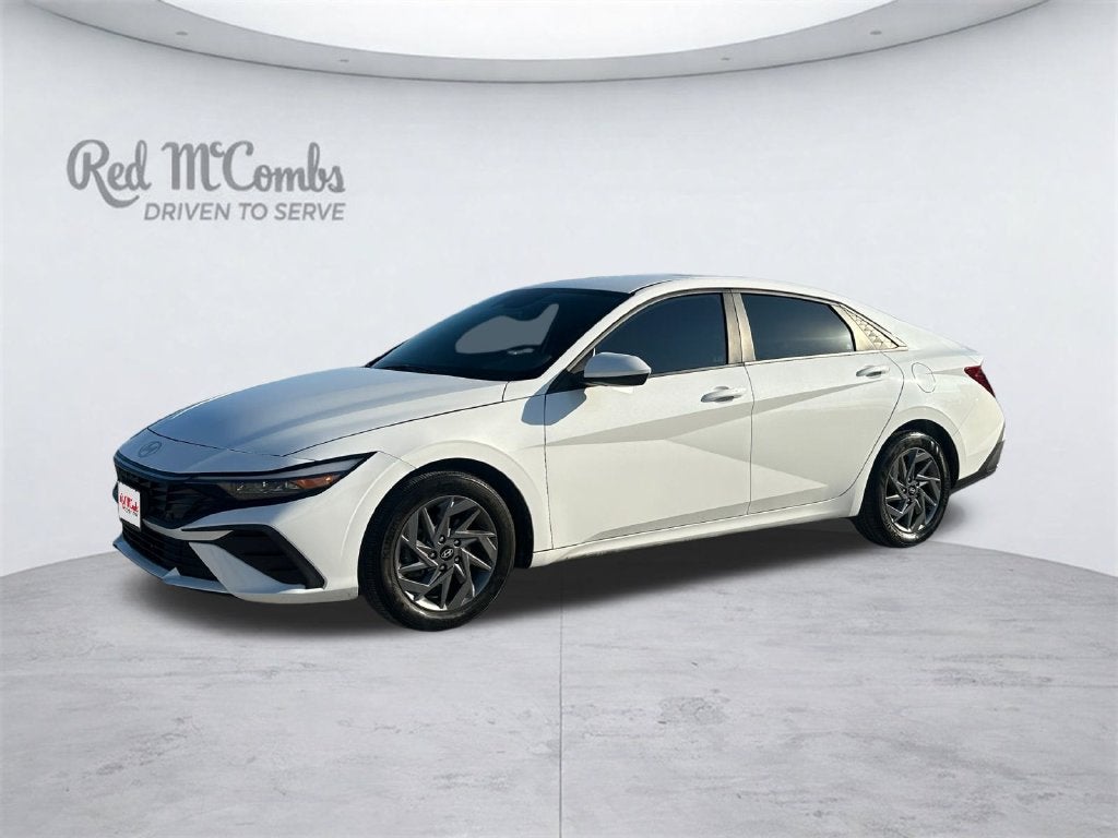 2024 Hyundai ELANTRA SEL SEL