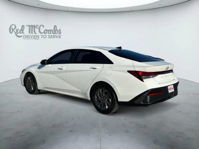 2024 Hyundai ELANTRA SEL SEL