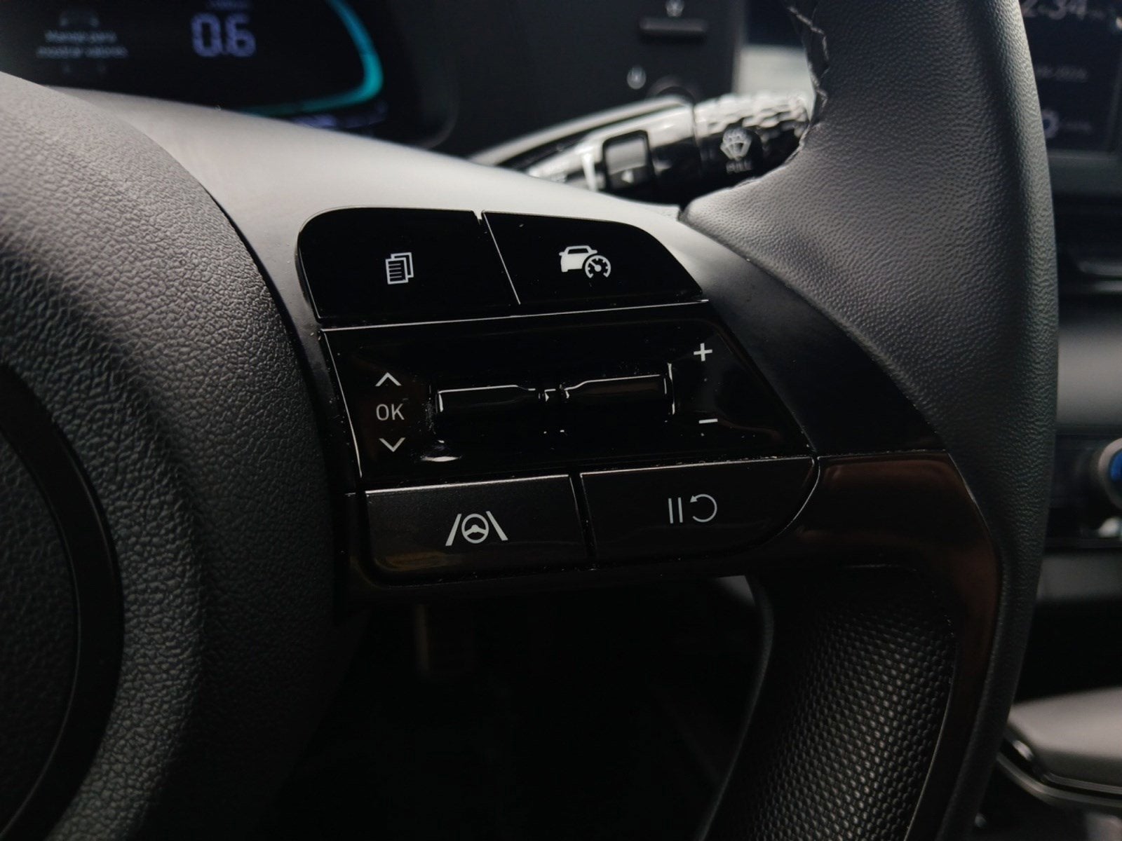 2026 Hyundai ELANTRA SEL Sport W/ FORWARD COLLISION AVOIDANCE ASSIST