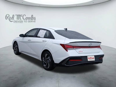 2025 Hyundai ELANTRA SEL Sport W/ REARVIEW CAMERA AND DYNAMIC GUIDELINES