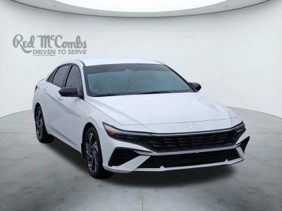 2025 Hyundai ELANTRA SEL Sport W/ REARVIEW CAMERA AND DYNAMIC GUIDELINES