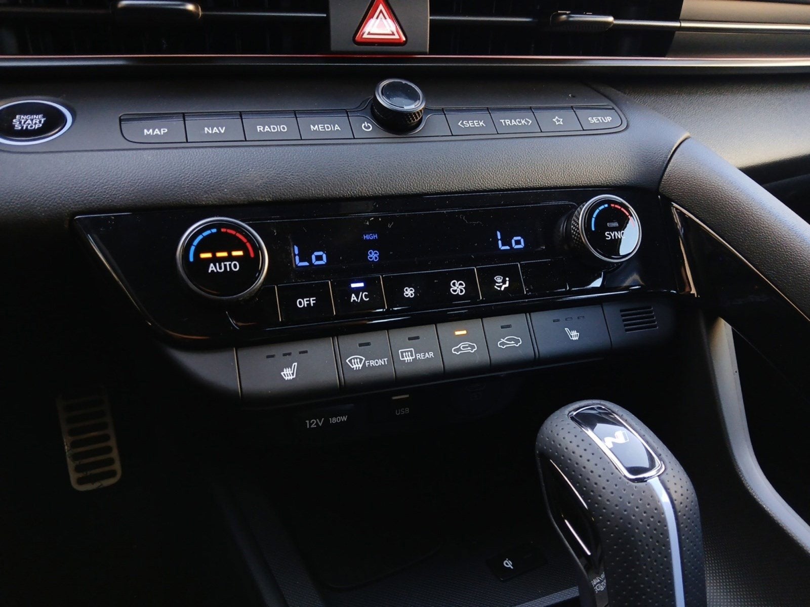 2025 Hyundai ELANTRA N Base W/ NAVIGATION SYSTEM & WIRELESS CHARGER